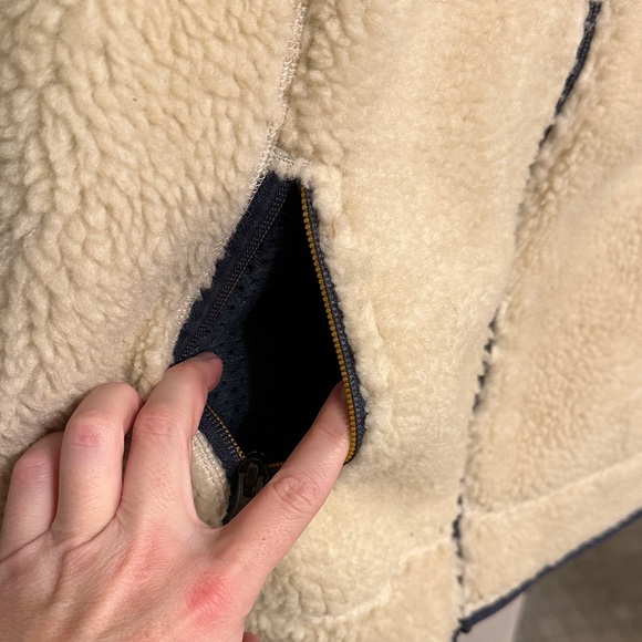 NWOT L.L. Bean Sherpa Vest - Picture 5 of 6